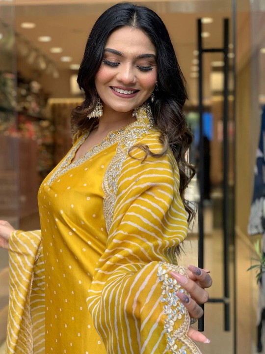 Sangria Woven Printed Saree With Unstitched Blouse Piece